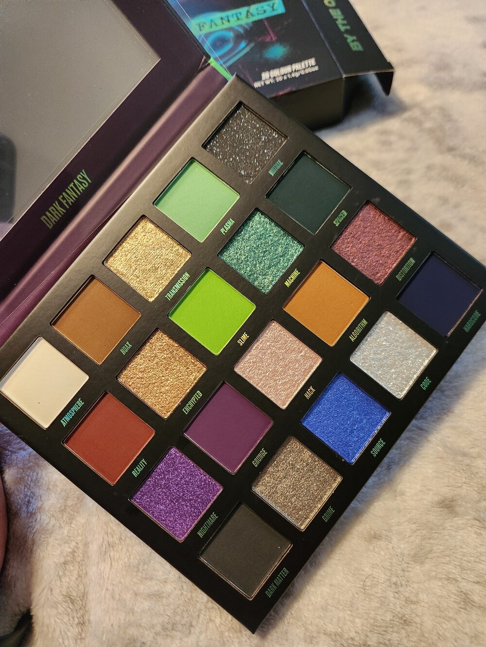 Beauty Bay Dark Fantasy 20-Color Palette